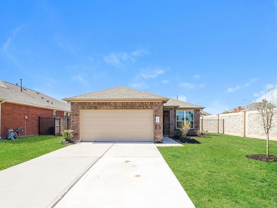 29602 Clover Shore Dr