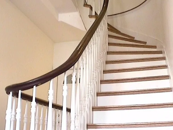 10 Warren St #A, Medford, MA 02155