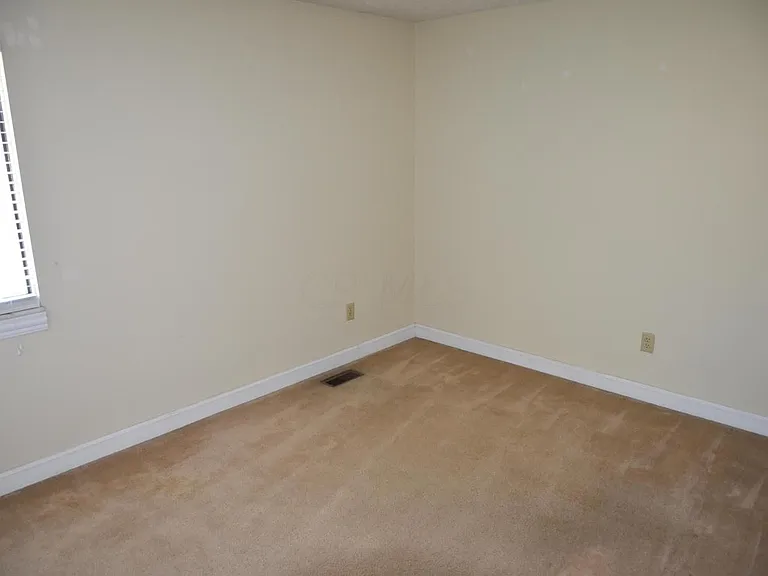 6462 Cranston Way — Photo 12