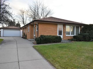 2417 W Halsey Ave, Milwaukee, WI 53221