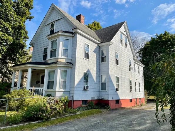 14 Woronoco Ave, Westfield, MA 01085