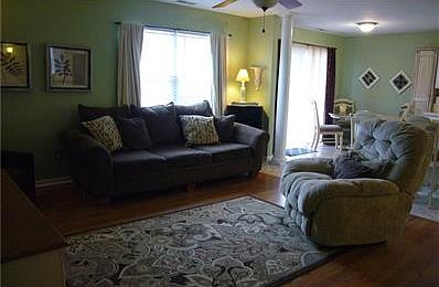 OPEN CONCEPT LIVING SPACE