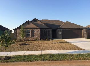 2502 SW Tupelo Ave, Bentonville, AR 72713