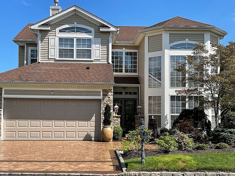 1st image of 175 Hamlet Dr