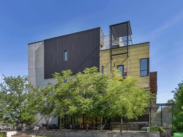 1502 S 10th St APT 304, Omaha, NE 68108