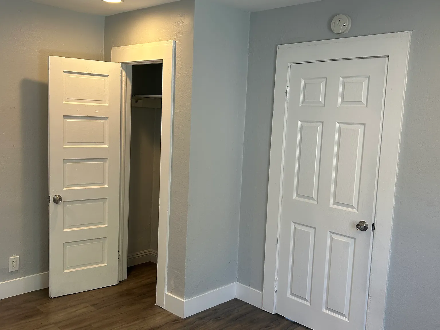 2 bed, 900 sqft, $2,500 — Photo 4