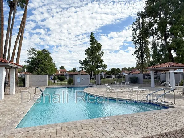 6533 N Maryland Cir, Phoenix, AZ 85013