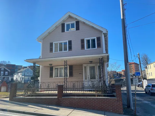 137 Cross St, Somerville, MA 02145