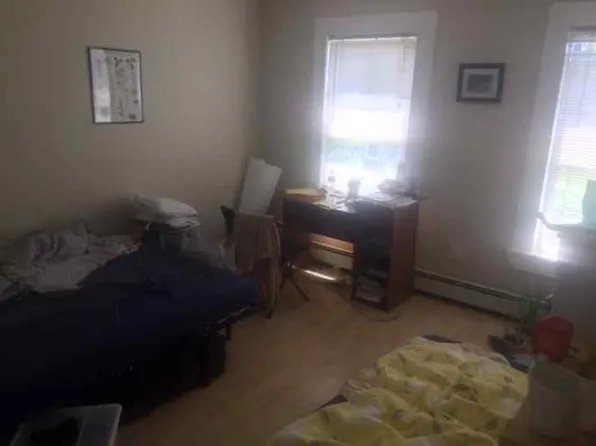 220 Western Ave #2, Cambridge, MA 02139