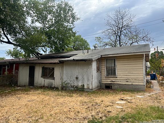 5th image of 163 N SAN GABRIEL AVE