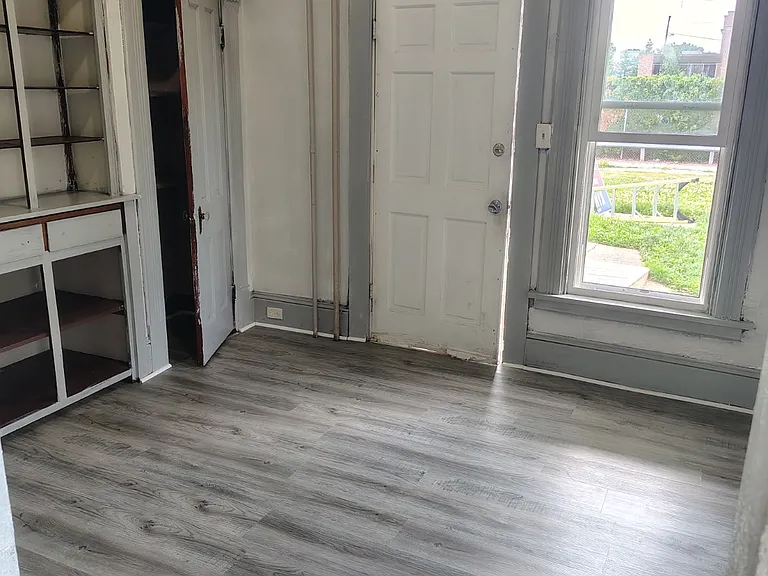 415 E Gilbert St #3 — Photo 6