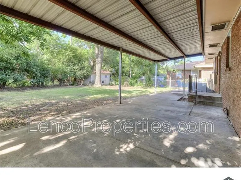 2741 SW Murray Dr — Photo 8