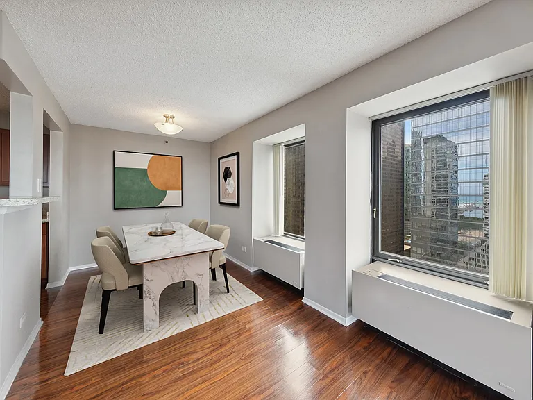 Axis Apartments and Lofts — Photo 36