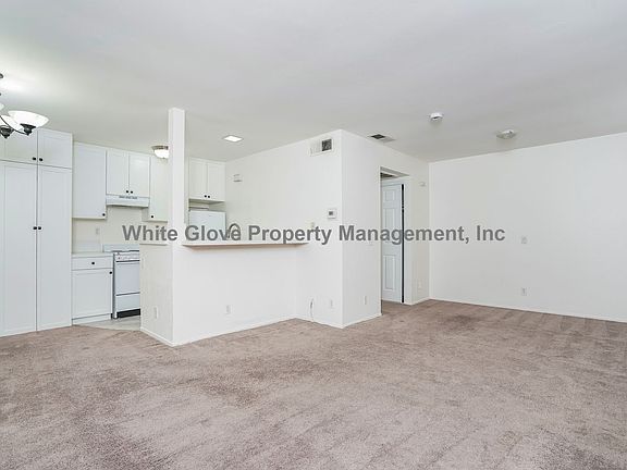 4th image of 23321 La Crescenta APT A
