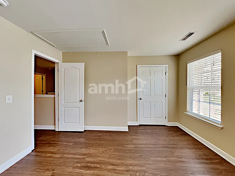 982 Acadia Ct — Photo 18
