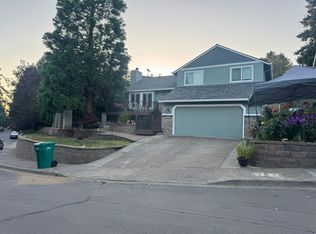7575 SW Elmwood St, Tigard, OR 97223