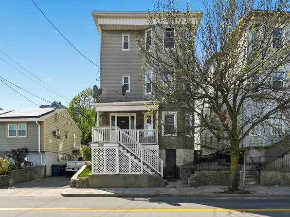 1661 N Shore Rd, Revere, MA 02151