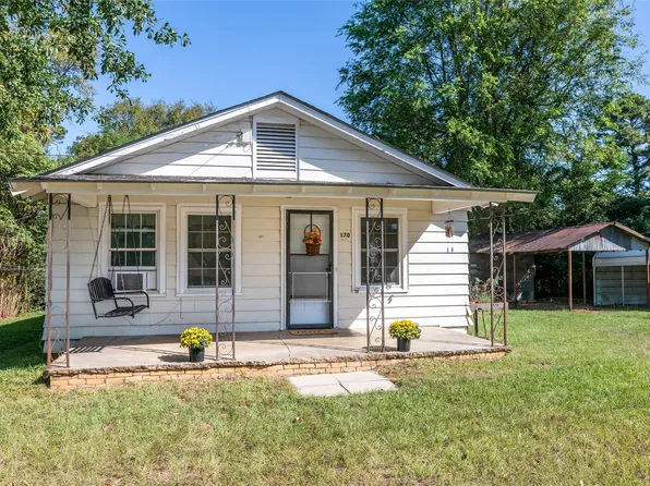 170 Holt St, Overton, TX 75684