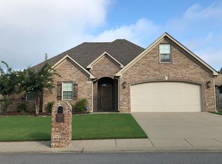 8305 Sapphire Dr, Alexander, AR 72002