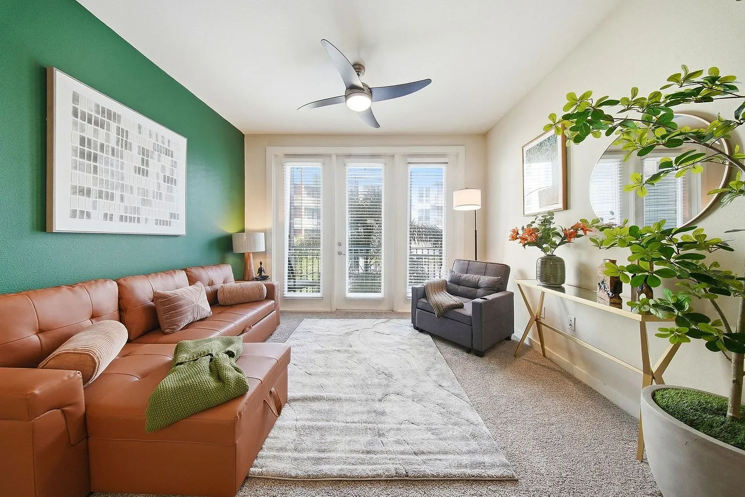 2 bed, 2.0 bath, 1097 sqft, $5,122 — Photo 2