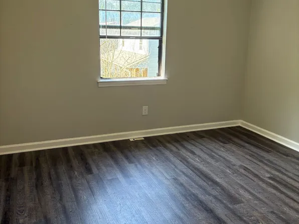 4410 Delashmitt Rd #14, Hixson, TN 37343