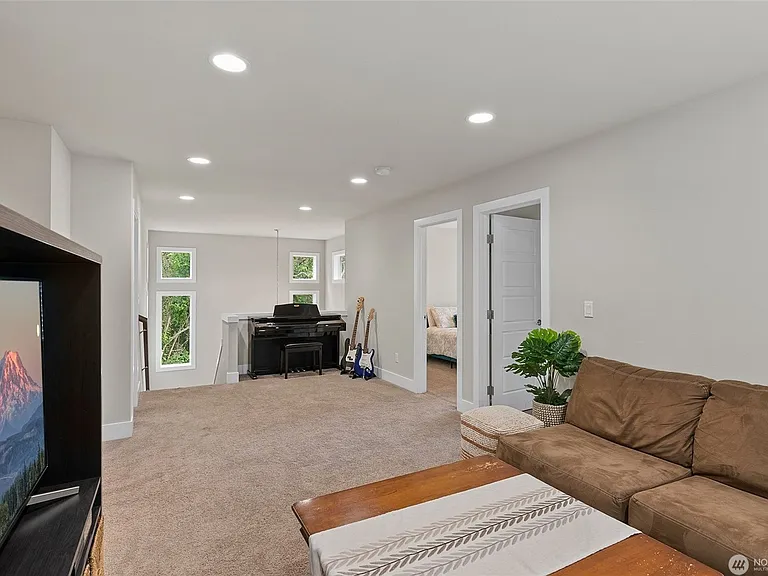 8004 135th Street Ct E — Photo 17
