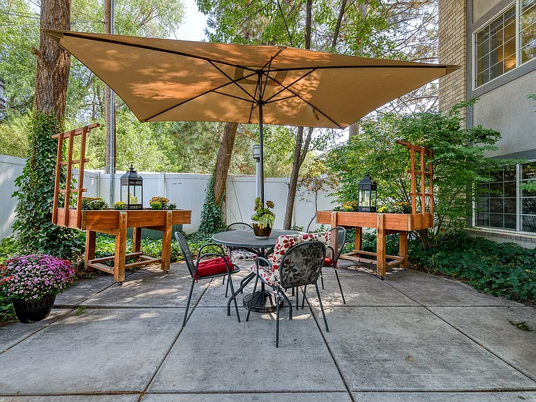 The Laurel at Millcreek (55+) — Photo 31