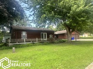 540 2nd St NE, Britt, IA 50423