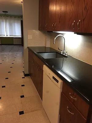 Rented by Metropolis International Realty Inc. | media 5