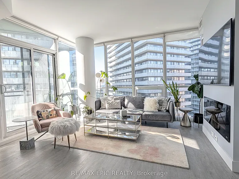 45 Charles St E #2309 — Photo 1