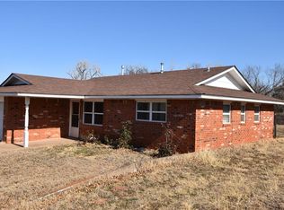 2008 S Polly Pl, Guthrie, OK 73044