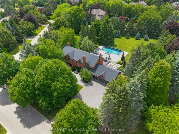 20 Fenyrose Cres, Vaughan, ON L4L 7B3