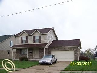 1st image of 470 Oliver Ct