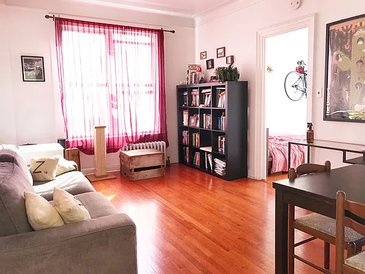 Rented by Parkview Realty NY Inc. | media 16