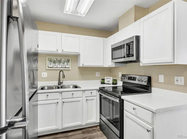 240 S Irving Street, Denver, CO 80219