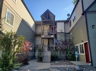 1020 NE B St APT 1, Pullman, WA 99163