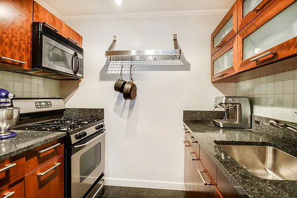 Sold by Compass | media 3