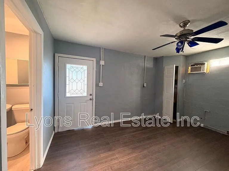 8406 Sevigny Dr — Photo 10