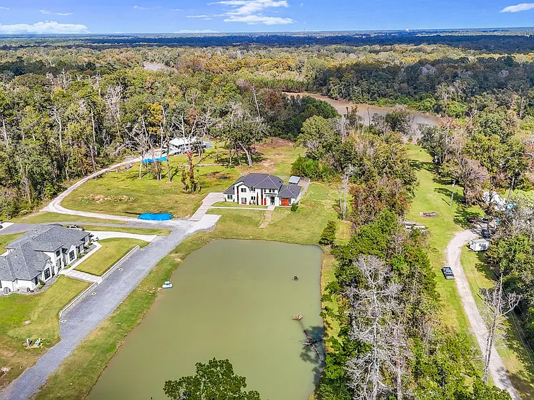 9825 Fawn View Dr — Photo 59
