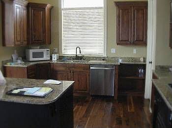 3rd image of 66 Beacon Ave