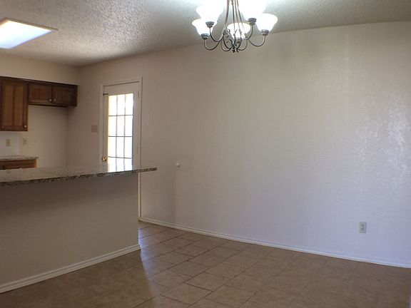 4th image of 112 Myers Dr APT A