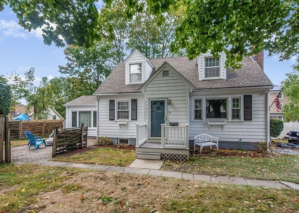 1st image of 24 Pettigrew Pl
