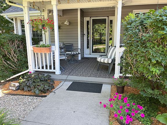 Large Front Porch with Fan
