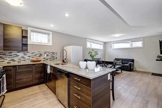 149 Henderson Ave — Photo 27