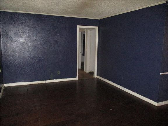 3rd image of 3224 NW 47th St