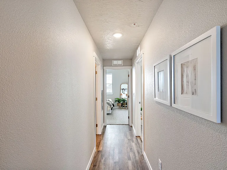 Sunnyvale Village — Photo 12