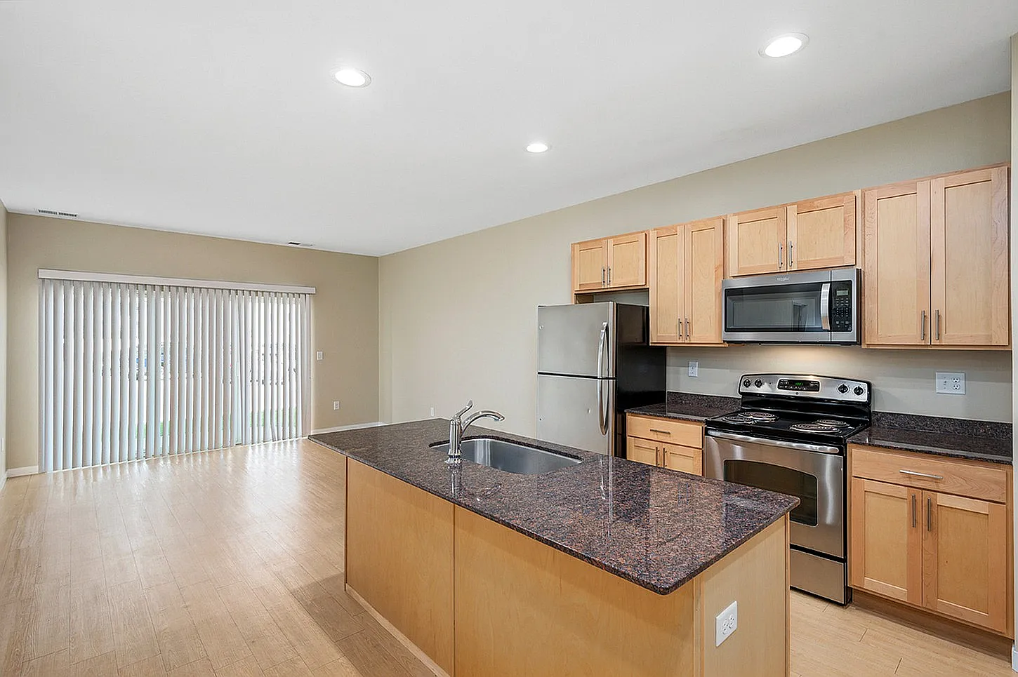 Mallview Apartments — Photo 2
