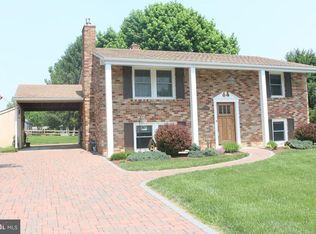 17504 Stone Valley Dr, Hagerstown, MD 21740