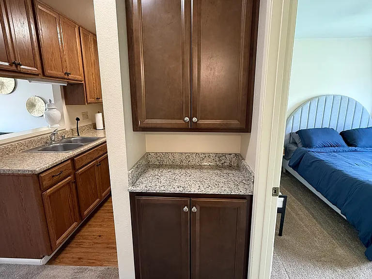 4455 Cherokee Ave #7 — Photo 8