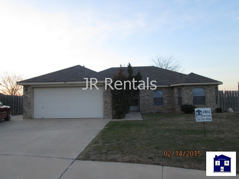 1st image of 2913 Wesley Dr